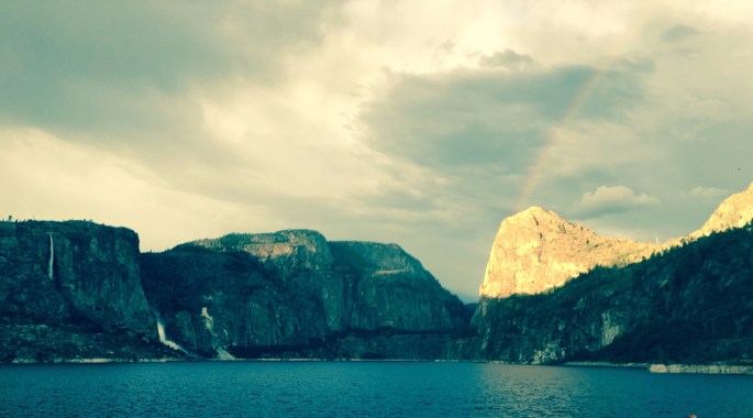 Hetch Hetchy reservoir in Yosemite National Park